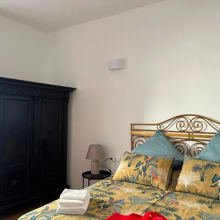 Angolo Acuto Metro B Conca D'oro Appartement *